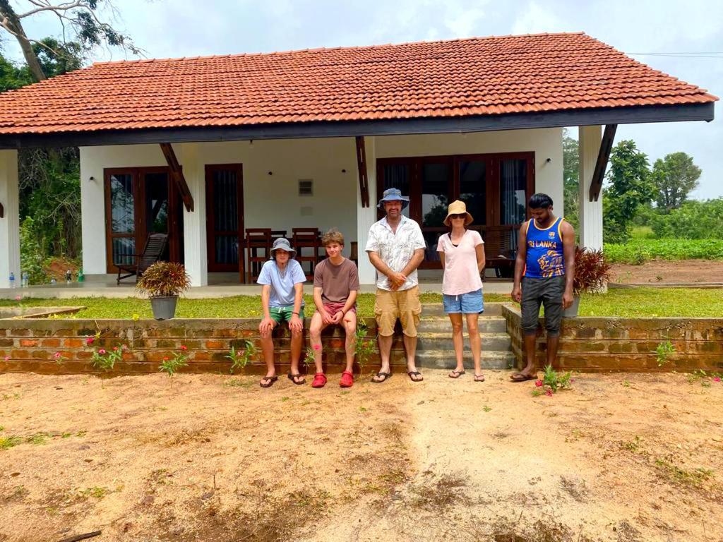 Moni Farm House Wilpattu Nochchiyagama Exterior foto