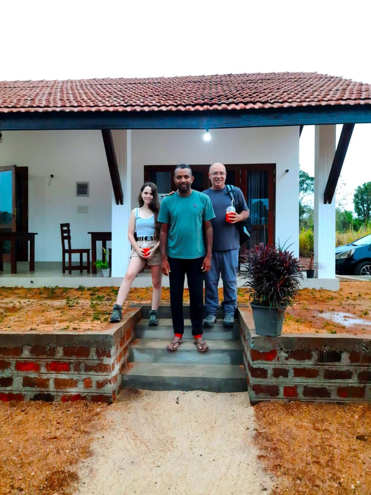 Moni Farm House Wilpattu Nochchiyagama Exterior foto